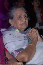 Sulochana at the launch of Albela music in Mumbai on 27th Oct 2012 (46).JPG